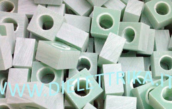 Dadi in vetronite G11, HGW2372.4